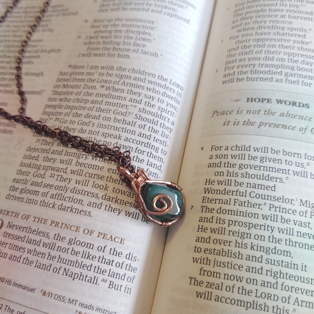 Necklace - Picture 2 of 2